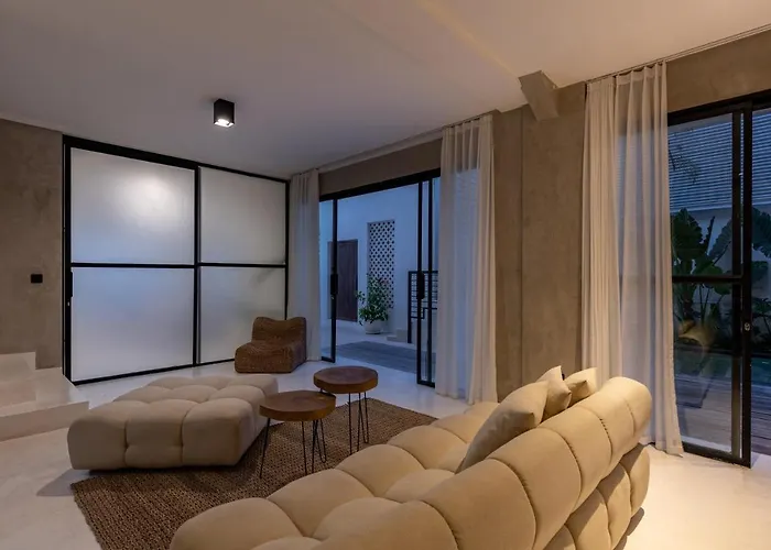 Chic 4Br Villa Kenza Canggu By Orivista
