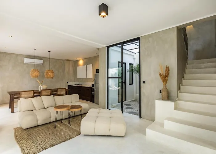 Chic 4Br Villa Kenza Canggu By Orivista Вилла *